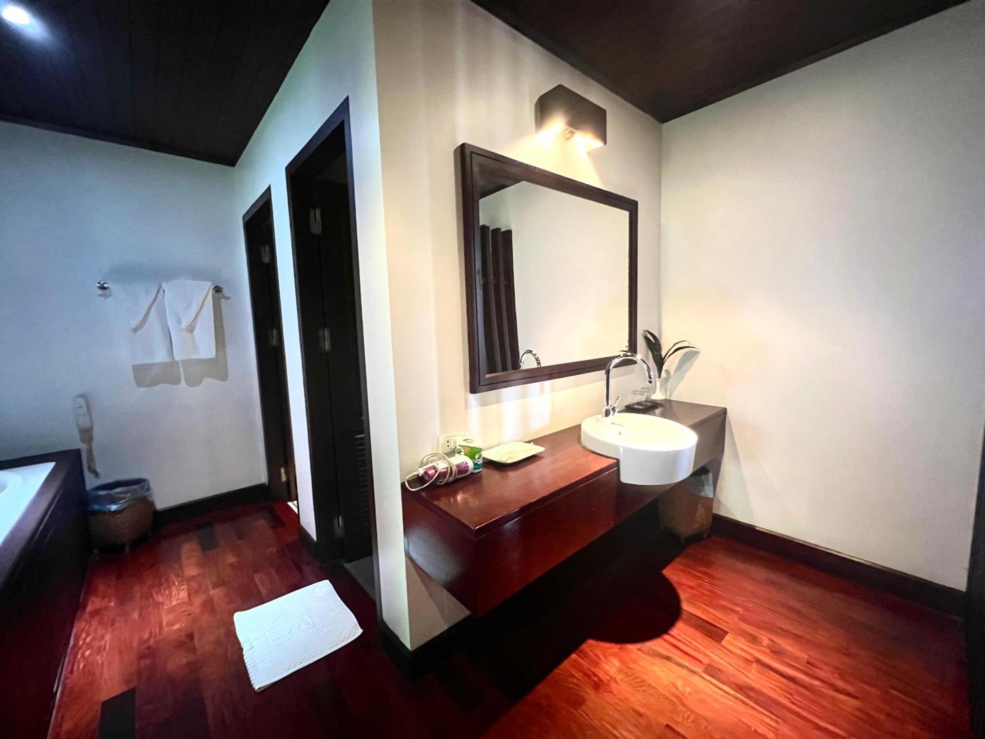 Meuangluang Hotel Luang Prabang Bagian luar foto